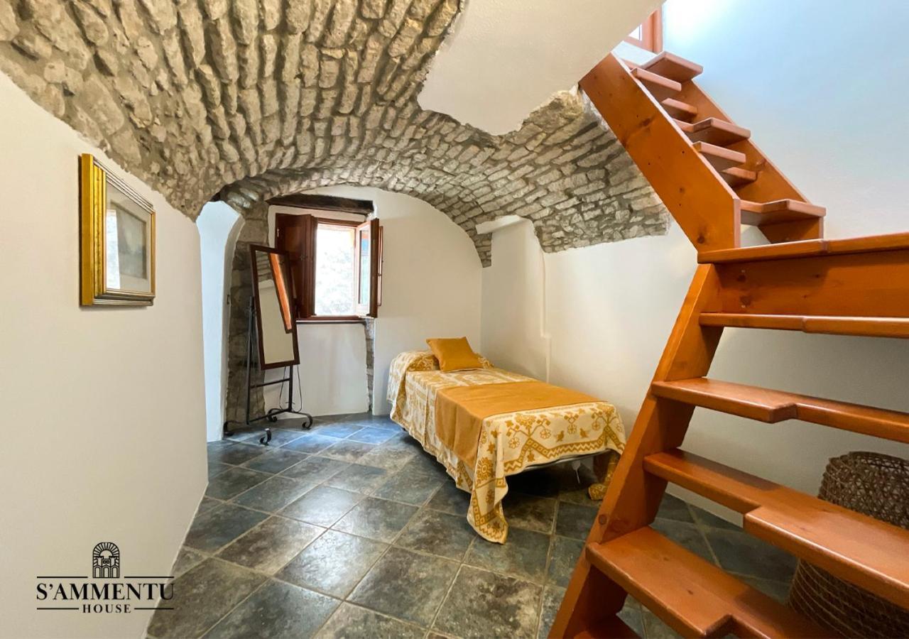 S'Ammentu House Hotel Bosa Eksteriør billede