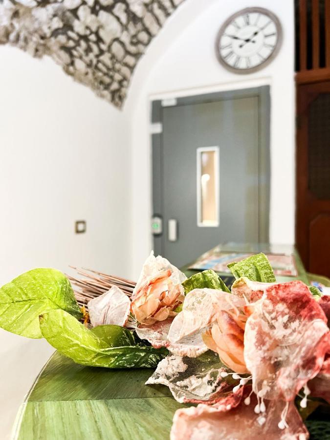S'Ammentu House Hotel Bosa Eksteriør billede