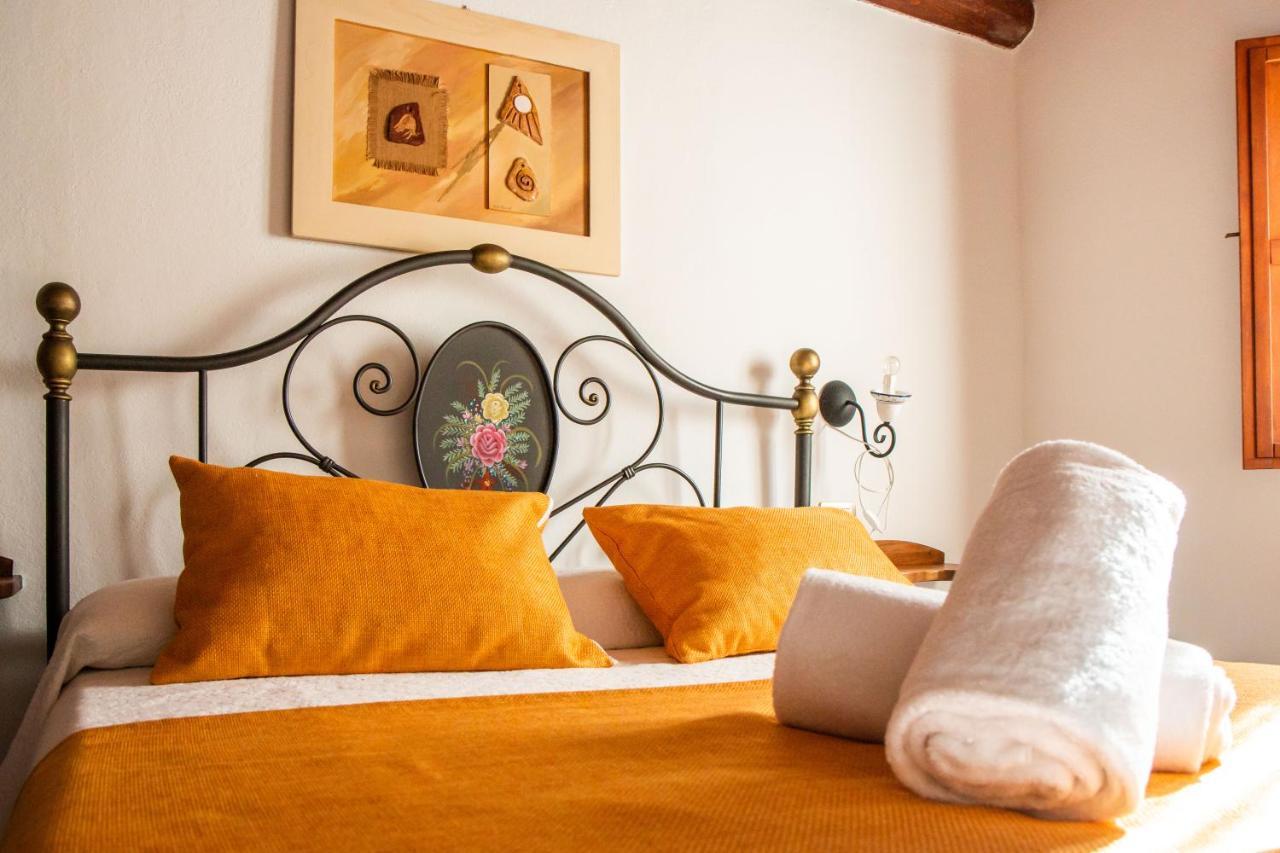 S'Ammentu House Hotel Bosa Eksteriør billede