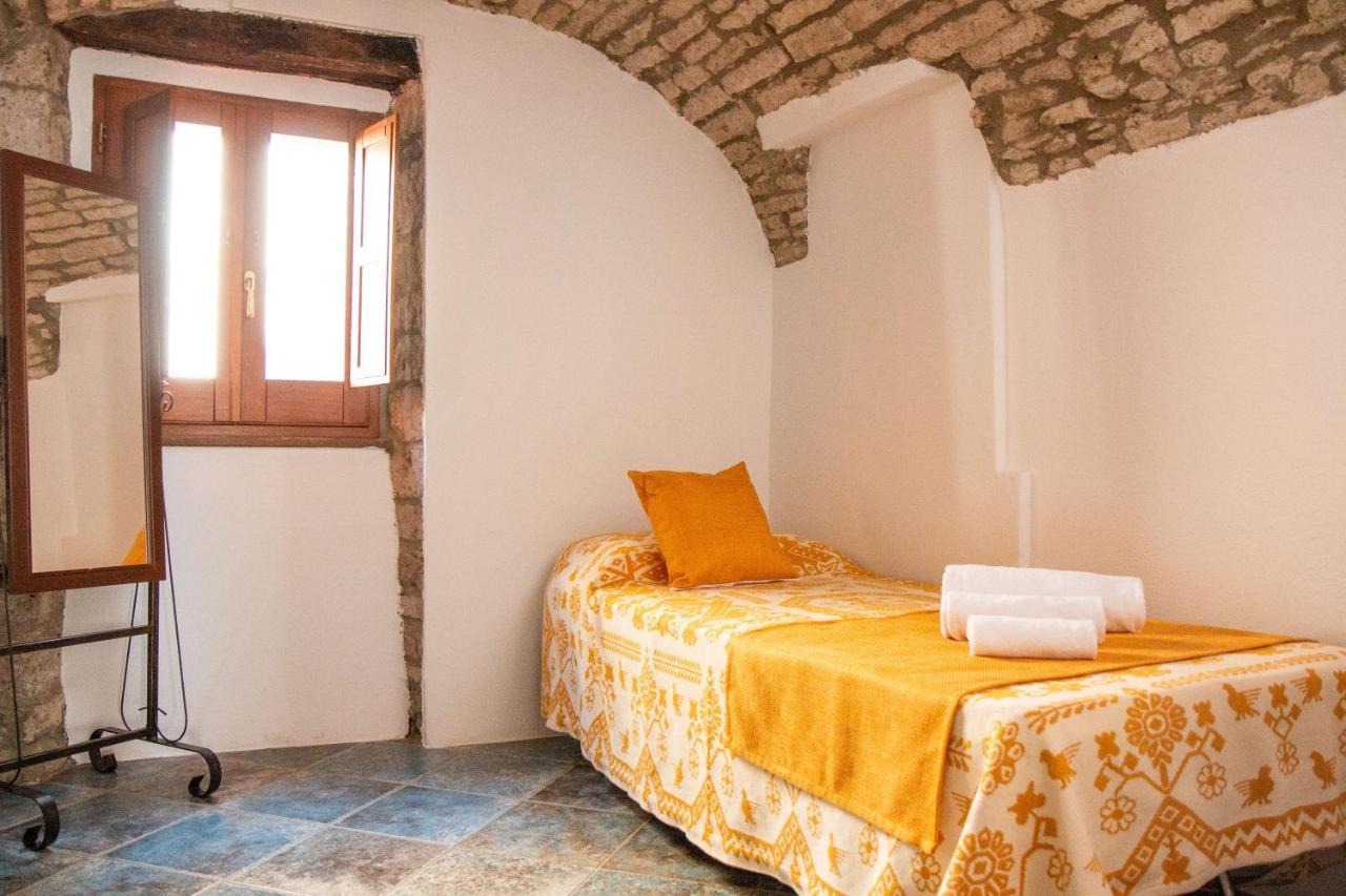 S'Ammentu House Hotel Bosa Eksteriør billede